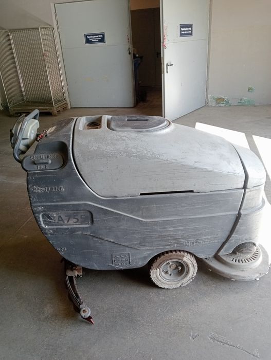 Підлогомийна машина Nilfisk 855,755