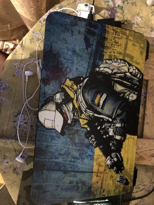 Ноутбук HP i3/6/gt630