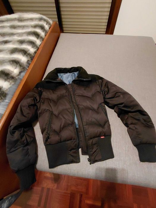 Blusão da Levis em preto