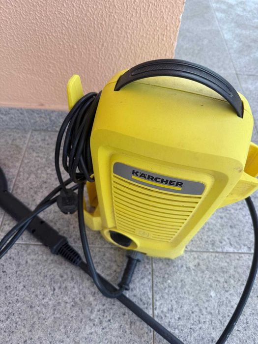 Vendo Máquina de Lavar Alta Pressão Kärcher – Excelente Estado!