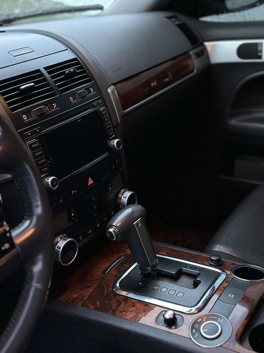 Продам  Volkswagen Touareg!!! 0.9.6.5.3.0.3.6.5.8.