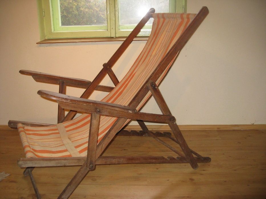 Leżak drewniany stary stary PRL.