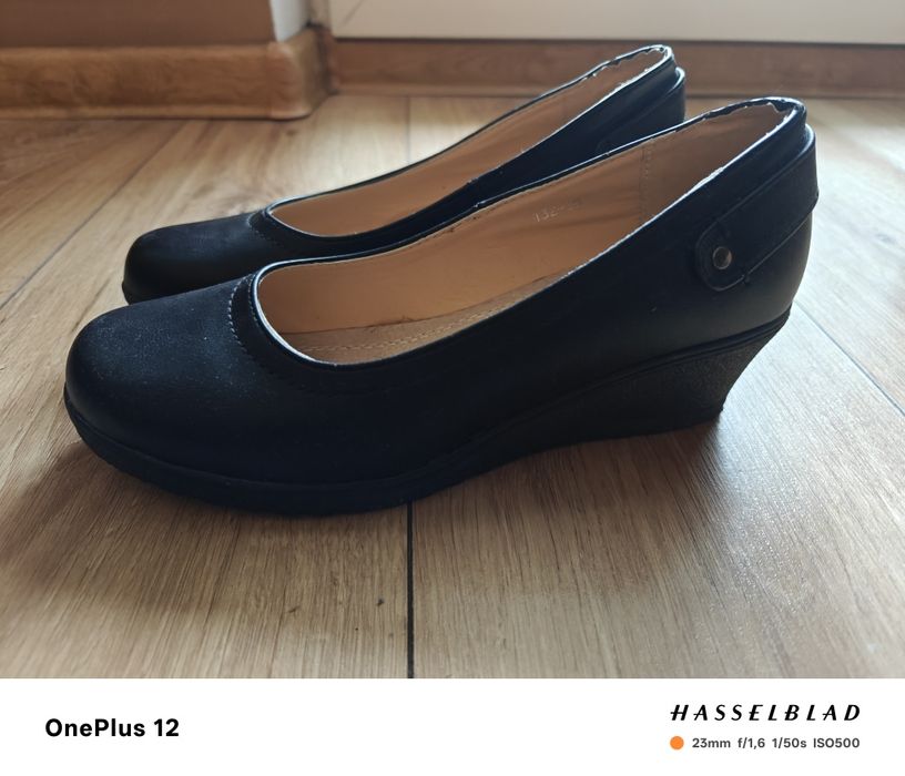 Półbuty koturn skóra 38