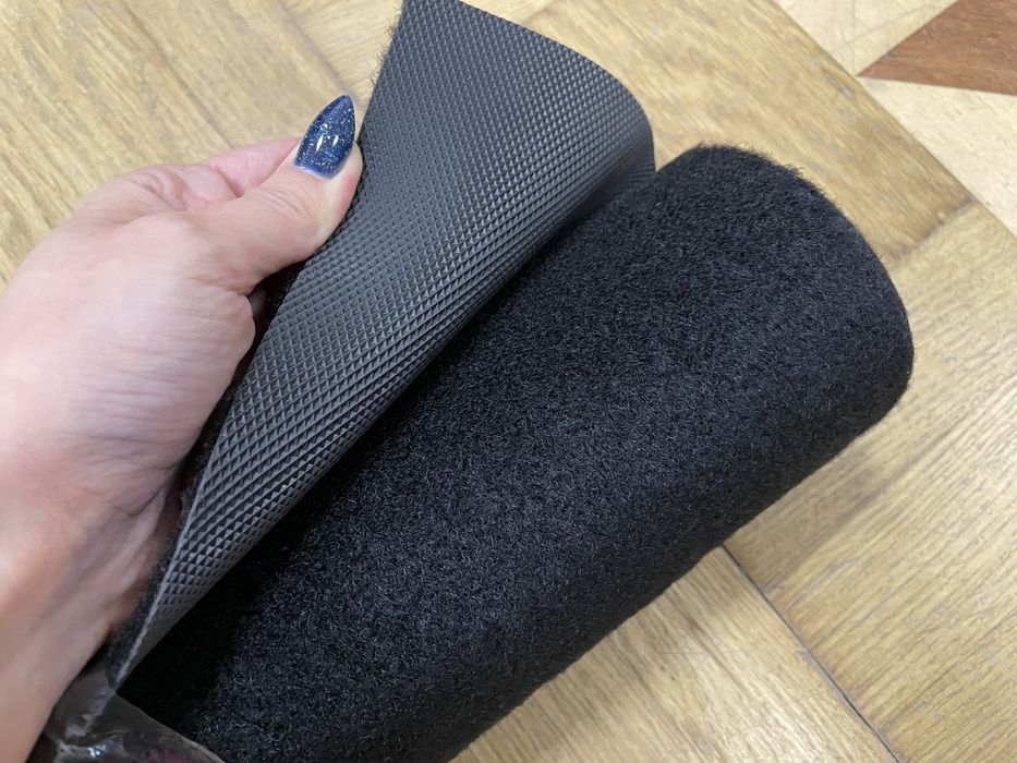 Килимок для гаража поліпропіленовий чорний 76х150см Ultimate Speed