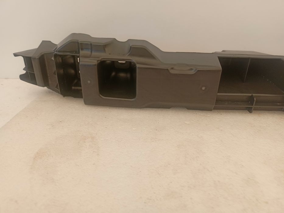 Dacia Duster III 3 24- belka zderzaka tył tylna absorber nowy