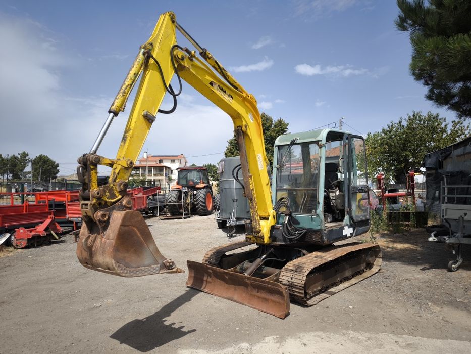 Yanmar B50 Mini Giratória