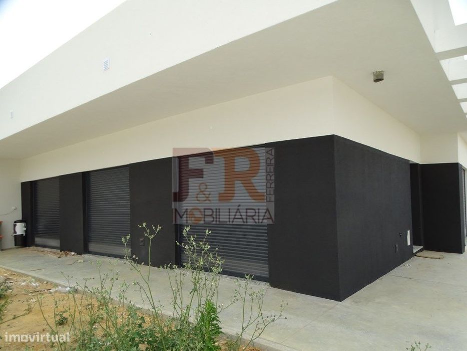 Moradia Isolada Térrea T3+1 Fernão Ferro