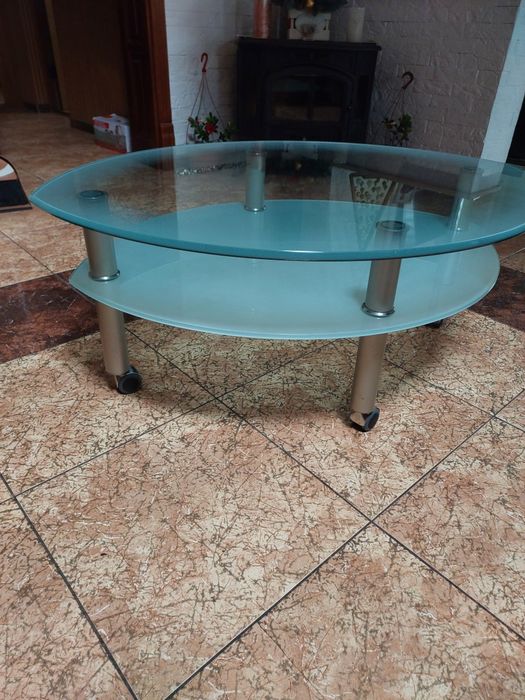 Журнальний столик