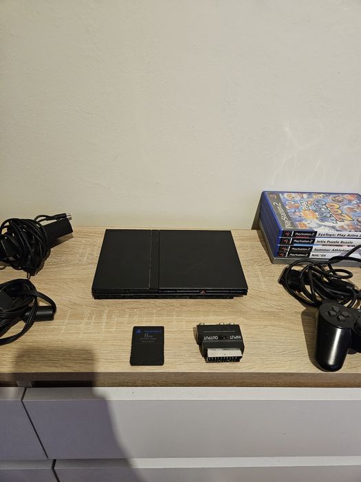 Konsola PlayStation 2 Slim +Gry Pad