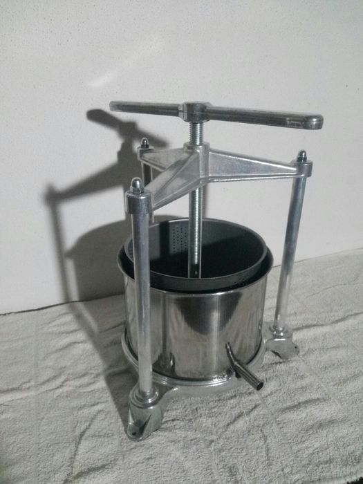 Prensa Inox para Cera de Mel Apicultura