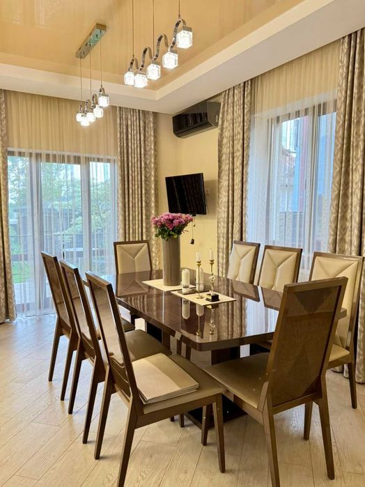 Особняк у с. Малечковичі для того, хто хоче одразу заїхати і жити