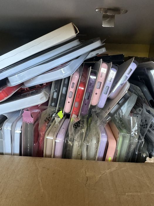 Продам лот чохлів в 4 рази нижче собівартості