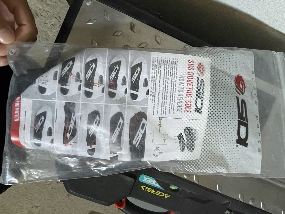 Solas Sidi Crossfire 3 Click / Atojo SRS Pretas Sobressalentes