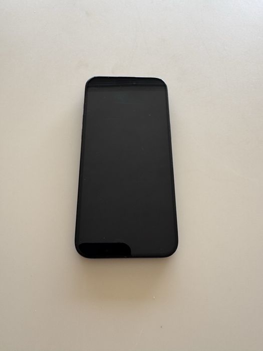 iPhone 15 Pro Max 256GB – Estado Excelente – Sem Marcas – 90% Estado da bateria