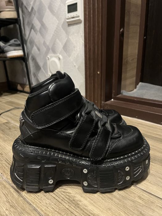 Нью роки кросівки