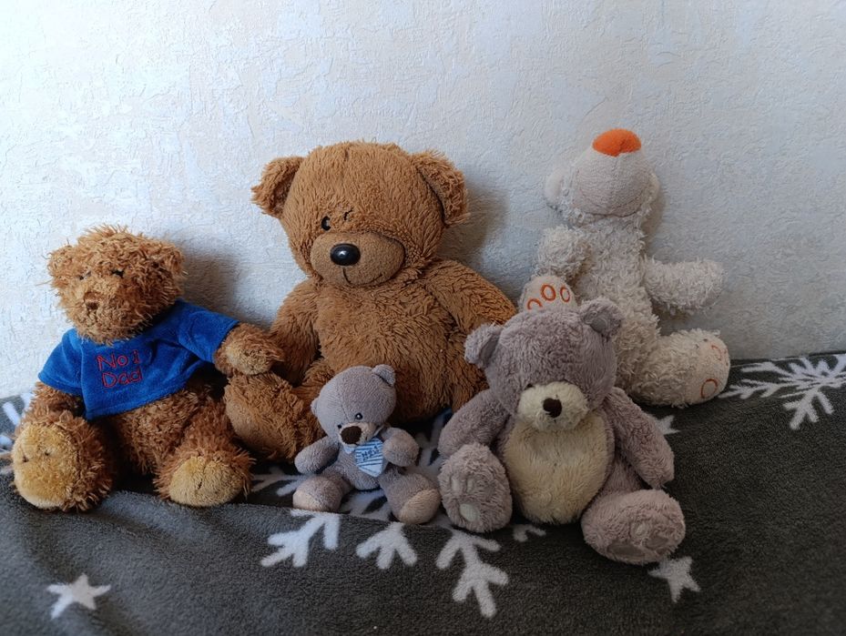 Іграшки    м'які