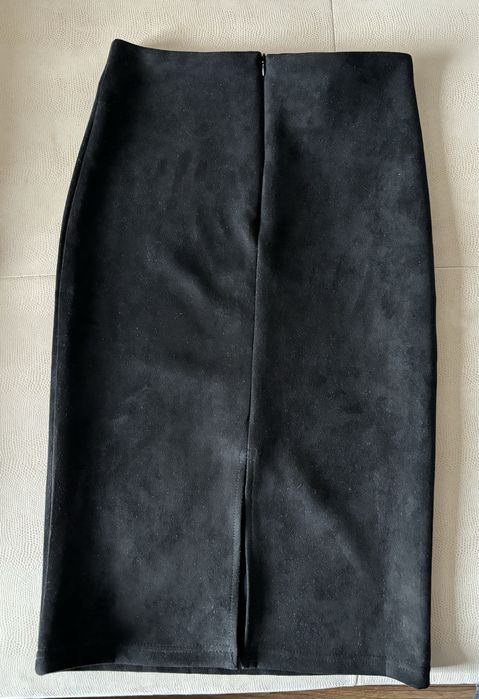 Спідниця олівець, замшева, чорна, М