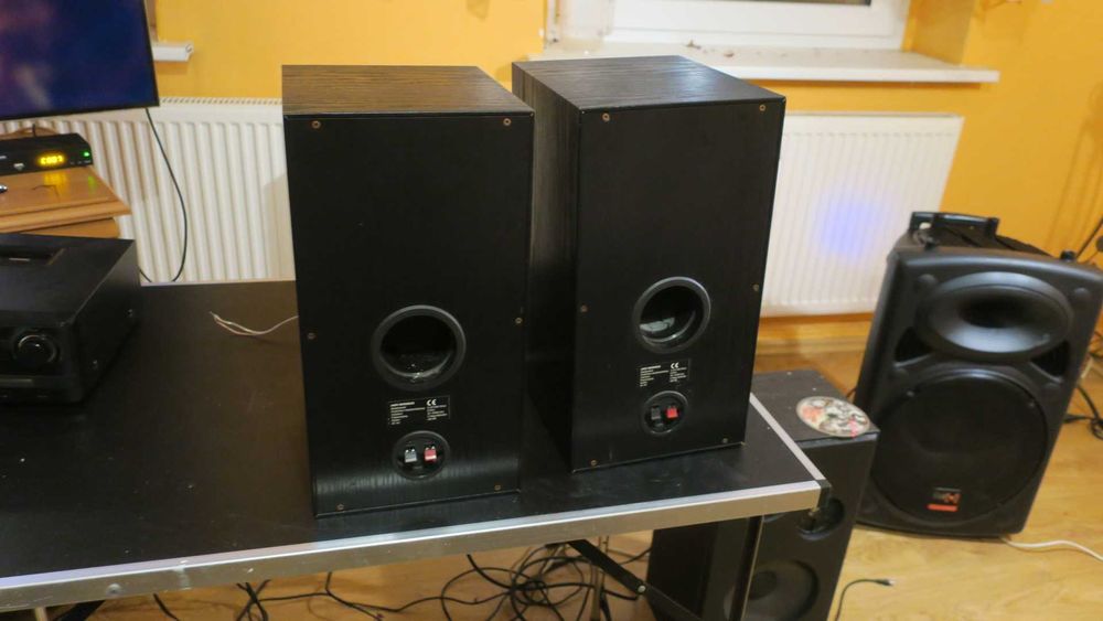 Kolumny głośniki Uher