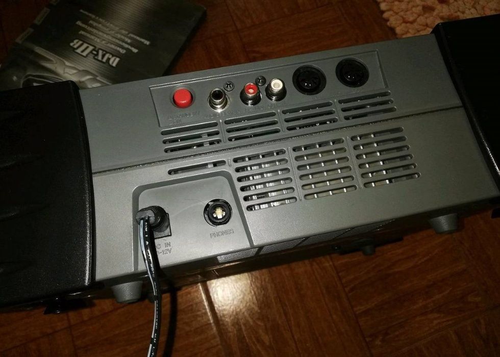 Yamaha DJX 2B Groovebox