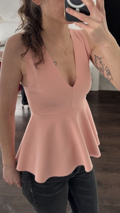 Bluzka z dekoltem, pudrowy róż