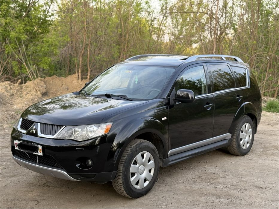 Продам Mitsubishi Outlander XL 2.2 TDI