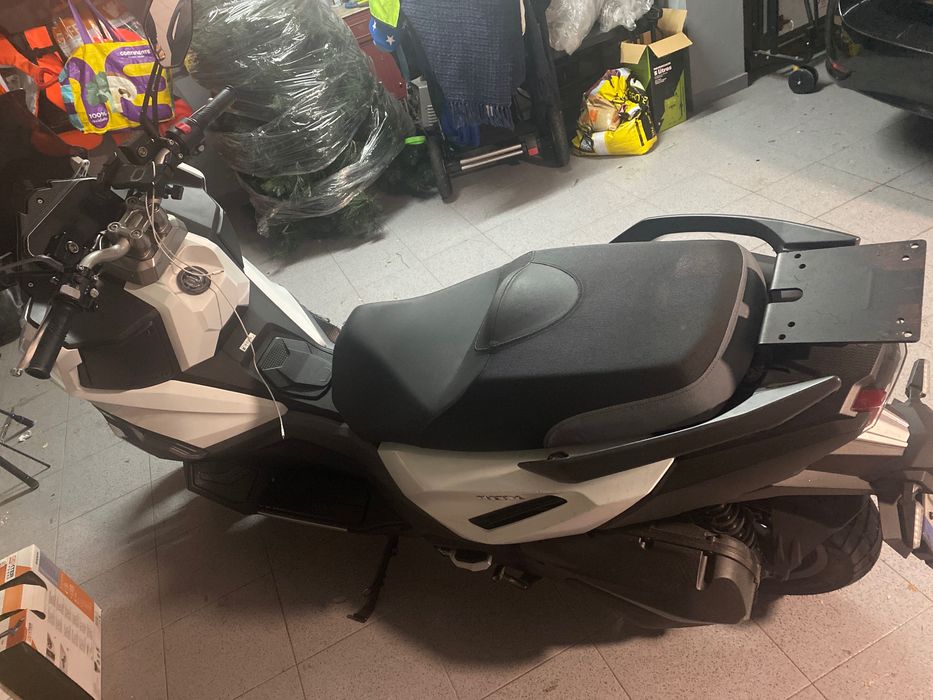 Sym adx 300 moto