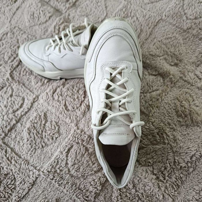 Кросівки кожані білі ECCO CHUNKY SNEAKER розмір 38