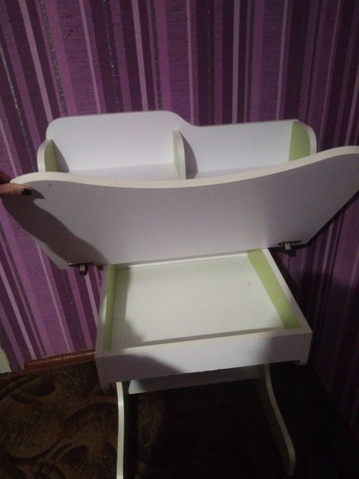 Стіл дитячий із стільцем