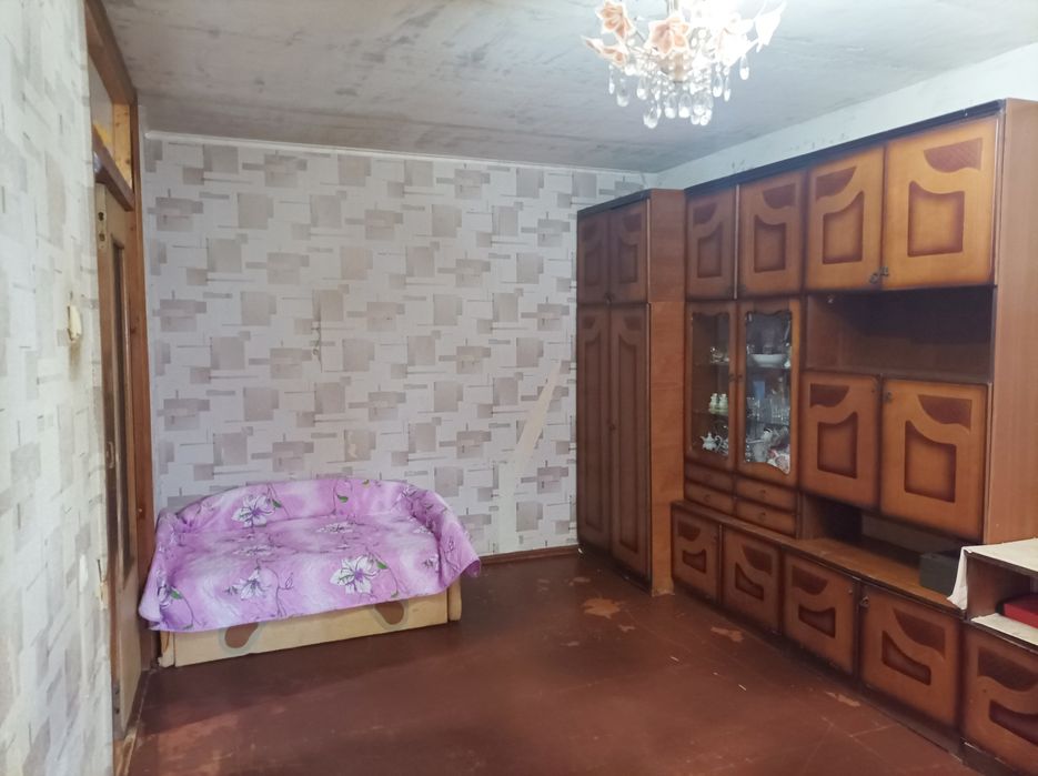 Продам трёхкомнатную квартиру Песочин