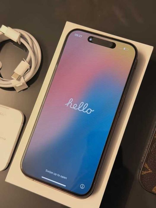 Telefon Apple iPhone 15 Pro 512GB Śliczny Stan