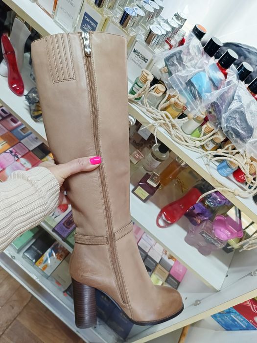 Продам осінні сапожки