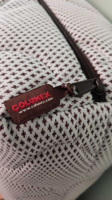 Cama com colchão Colunex ( duas ) como novas