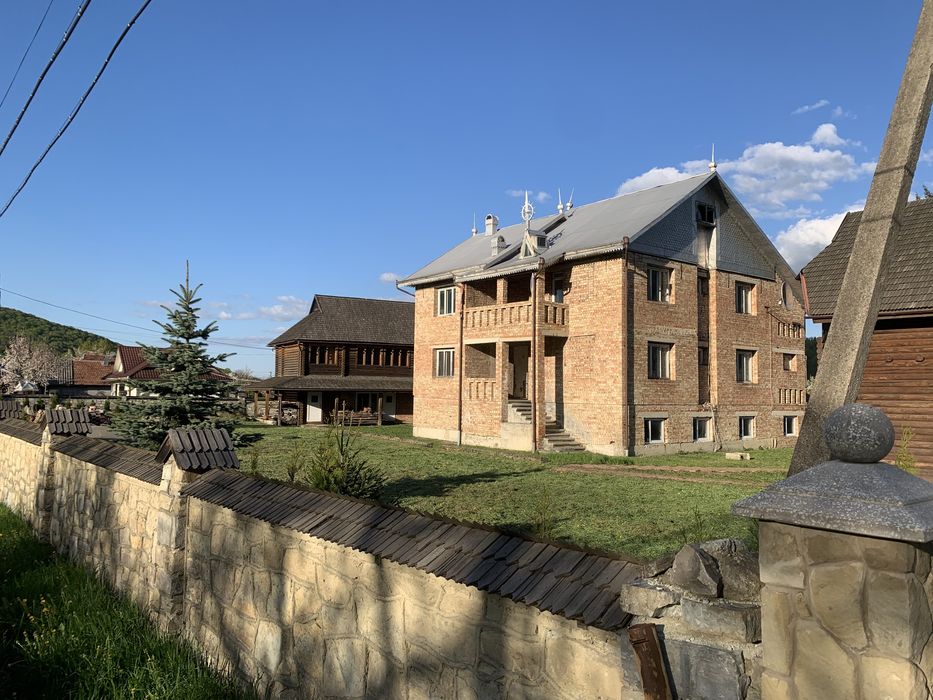 Продаж відпочинкового комплексу у карпатах!