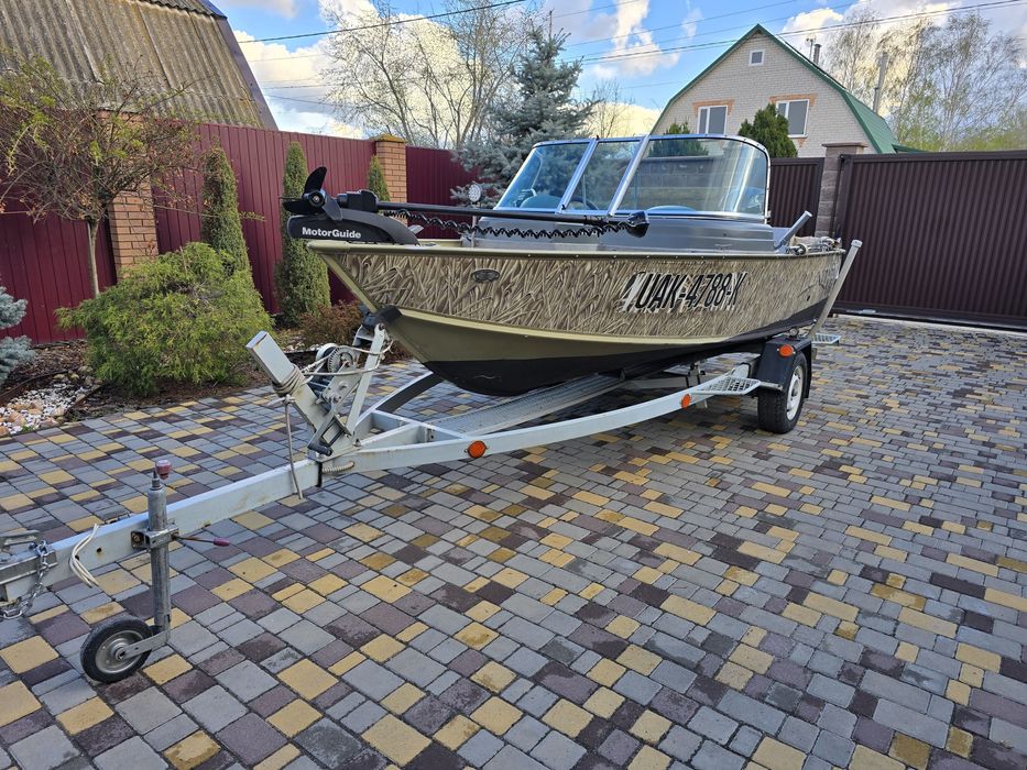 Продам лодку LUND 1450,не Юмс, Финвал Трекер,Бовербот