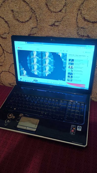 Laptop HP Pavilion dv7 -3110sw Intel Core i3, 320GB, 4GB.