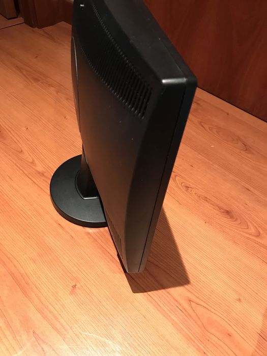 Monitor marca Samsung modelo 943 NW