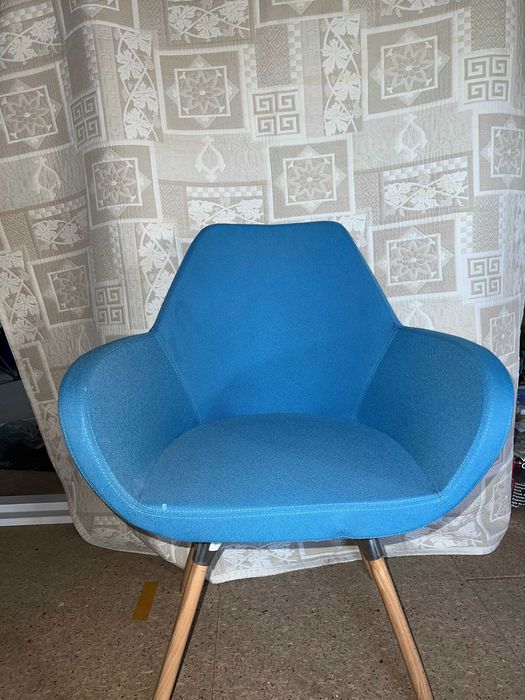 sprzedam fotele designerskie profim niebieskie 4 szt