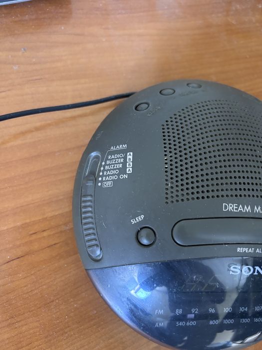 Rádio da sony antigo