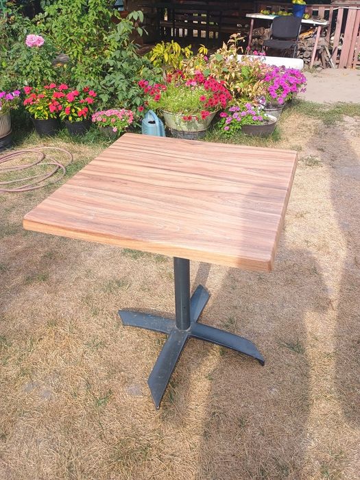 Столи 5 шт складні в заклад, на літню терасу для дачі