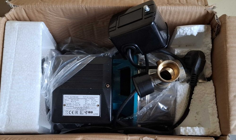 Hydrofor + zbiornik 50l cały zestaw