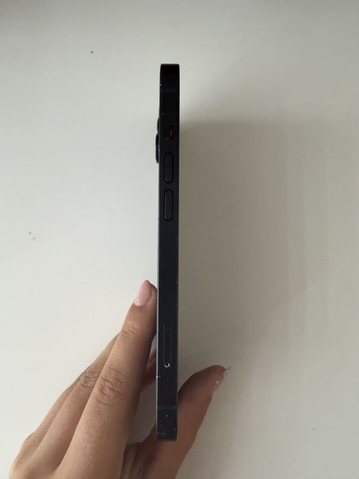 iPhone 14 Granatowy