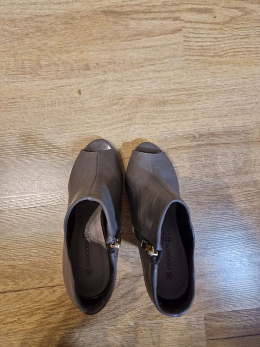 Buty na obcasie botki, czółenka damskie szare z odkrytymi palcami rozm