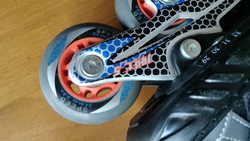 Patins em linha, tamanho ajustável 29-33