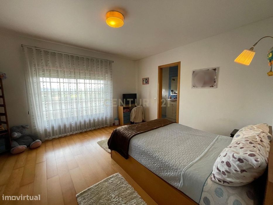 Moradia Bifamiliar - Leiria