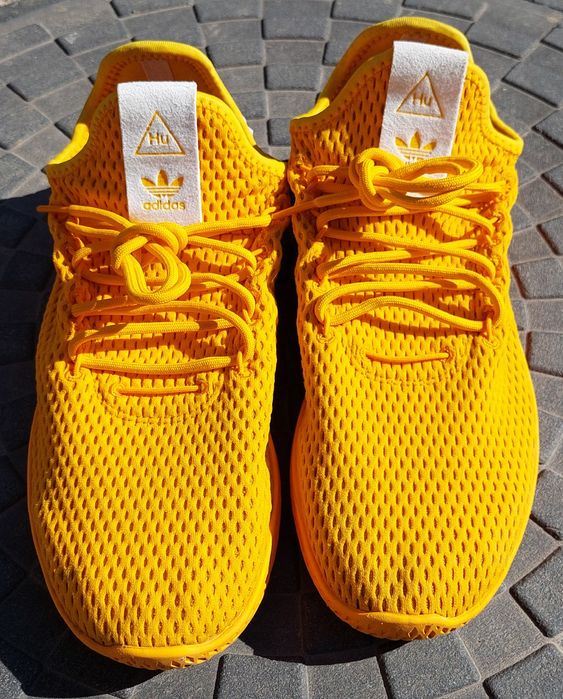 кросівки adidas Pharrell Williams Tennis Hu