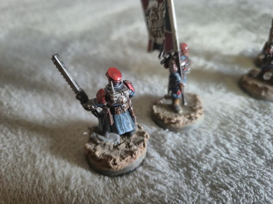 Warhammer 40k Astra Militarum Cadian Command Squad 

Squad