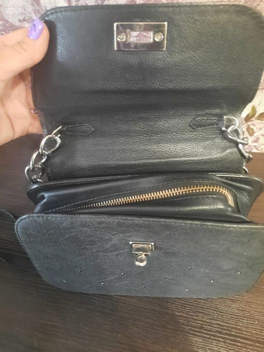 Продам кожаную кроссбоди Vif от Bags