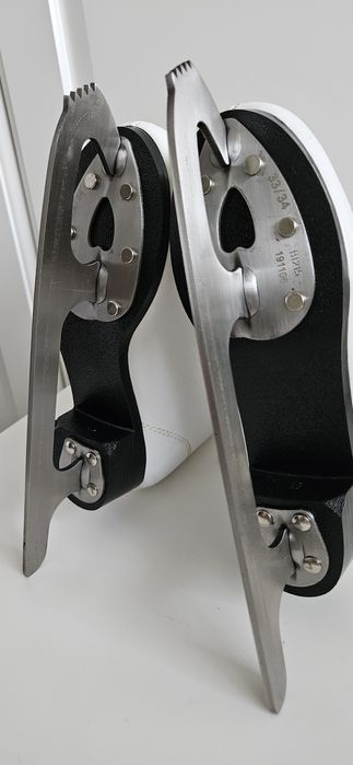 Łyżwy figurowe 33 /34 Nowe