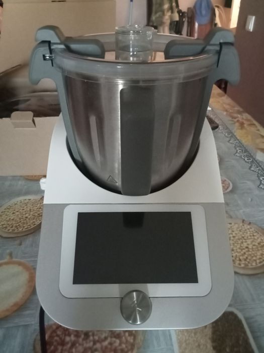 Robô de cozinha qilive