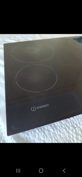 Fogao de indução INDESIT